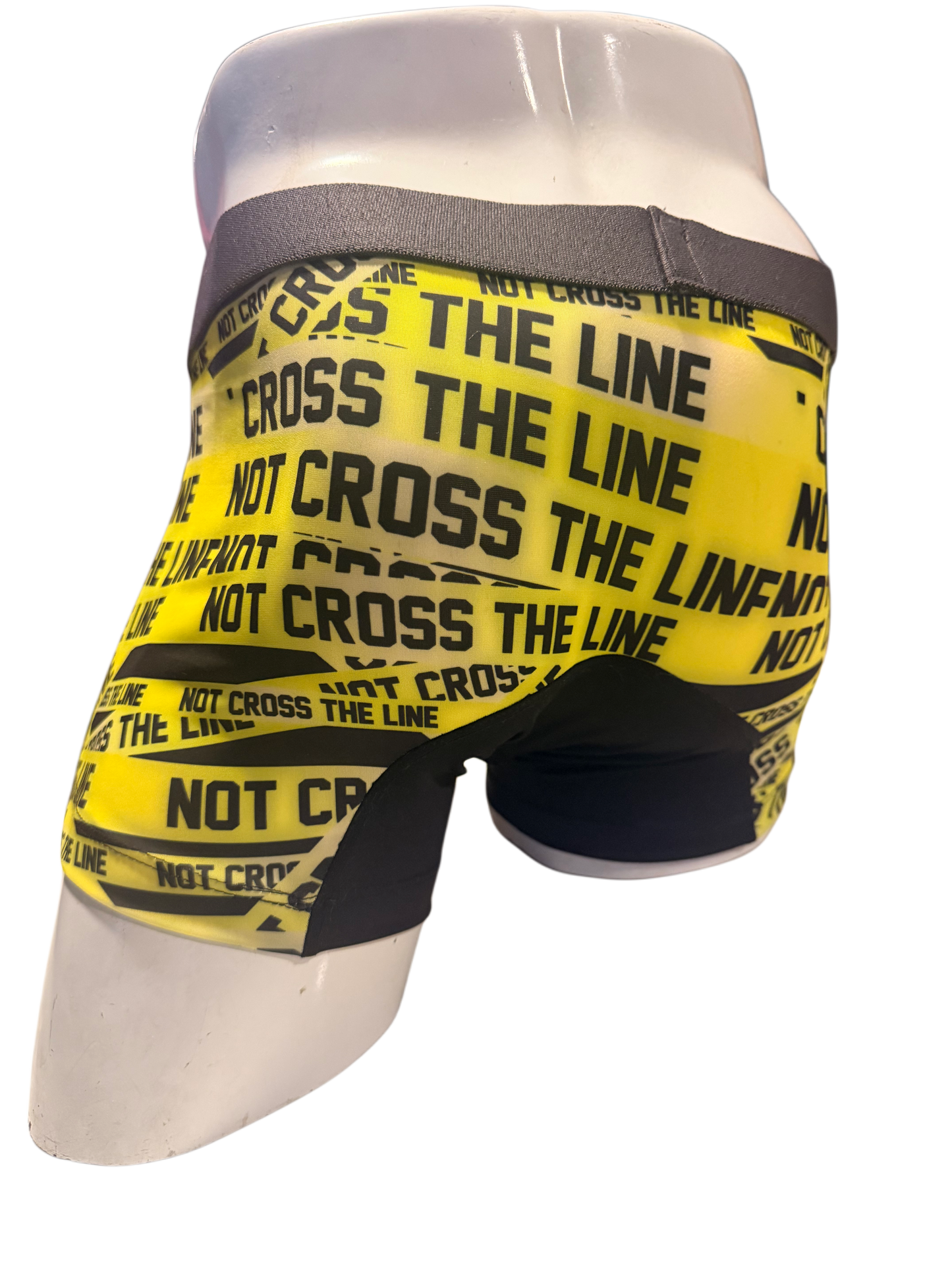 Boxer not cross the line