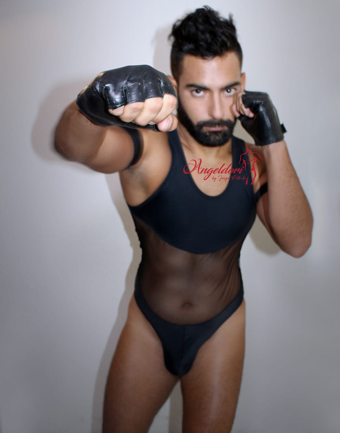 Body V negro